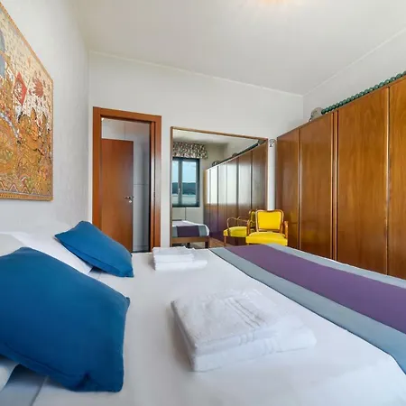 Palazzo Contessa - Casa Da Hotel Massino Visconti
